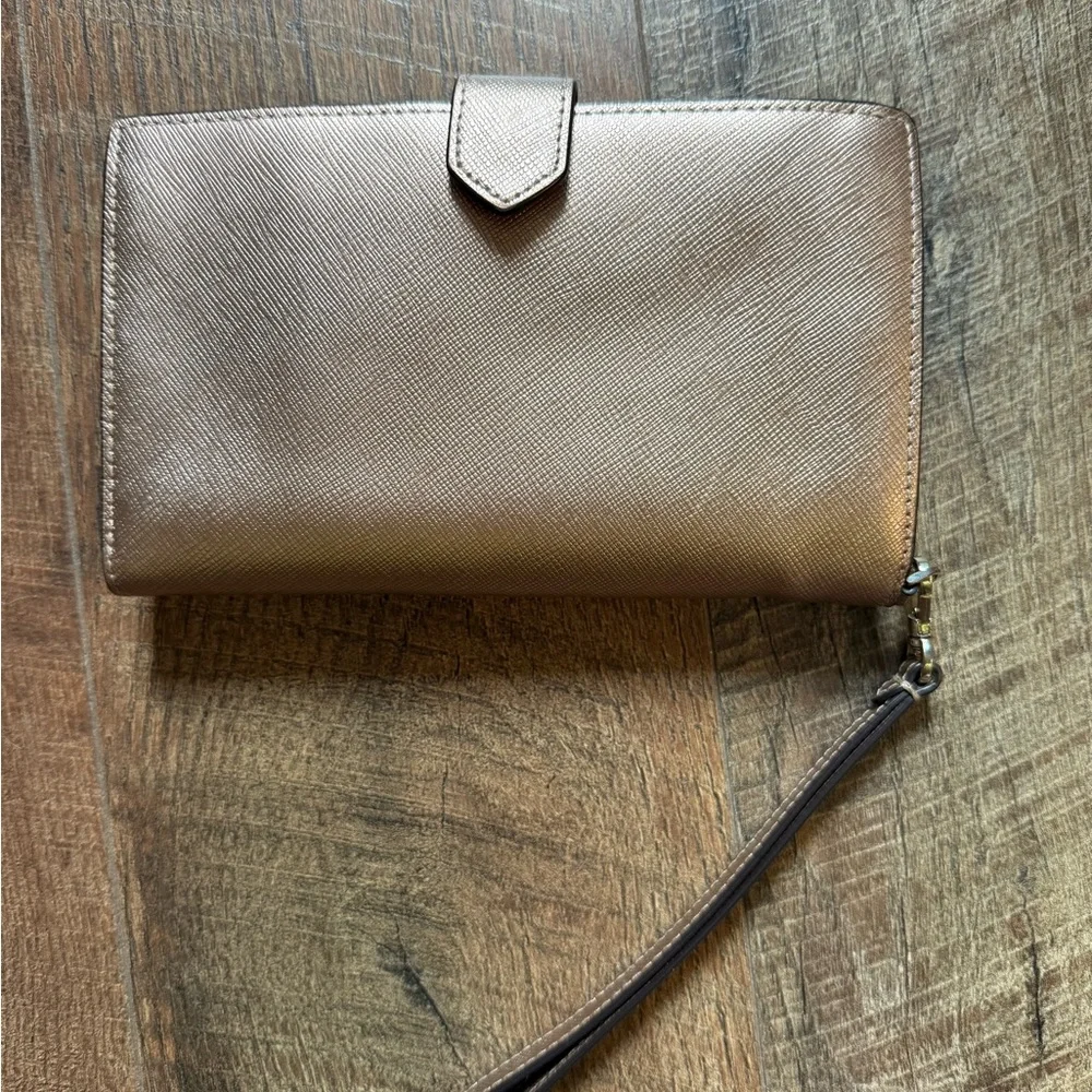 Kate Spade Rose Gold Wristlet Wallet - Picture 2 of 3